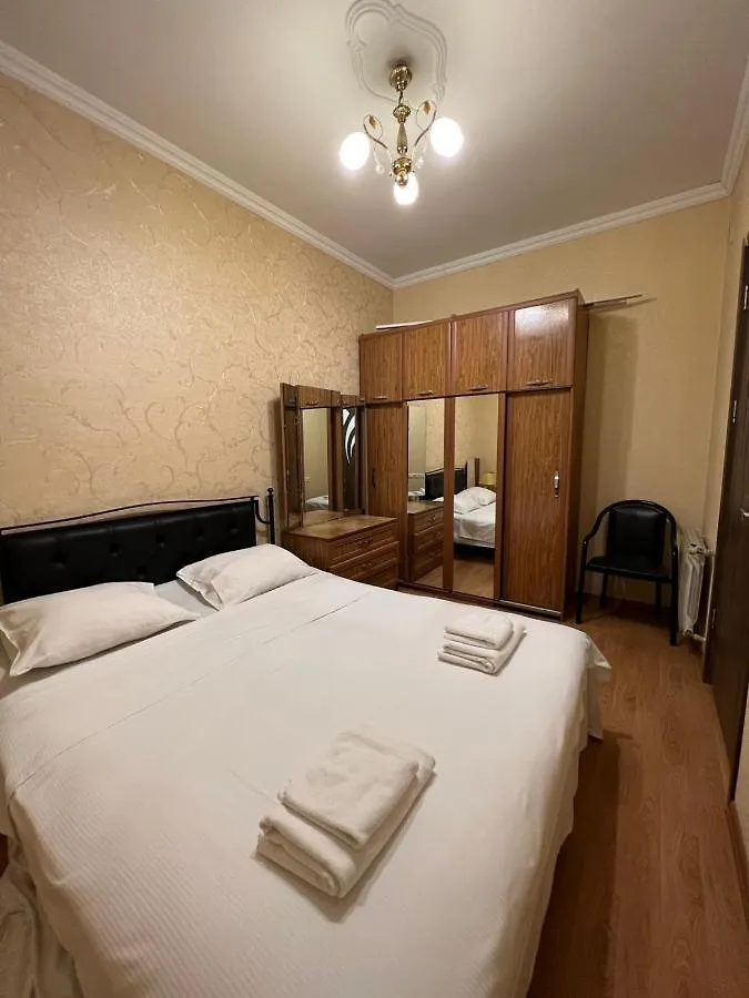 Apartment On Khimshiashvili 1 Батуми